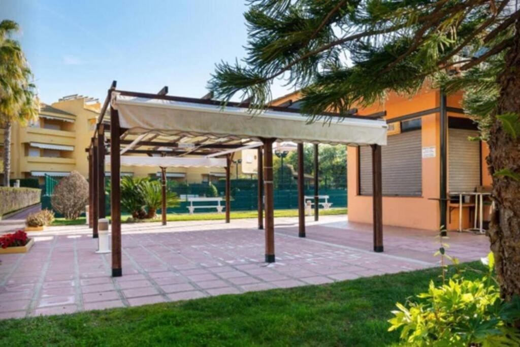 Las Arenas-Islantilla-Huelva Exterior foto